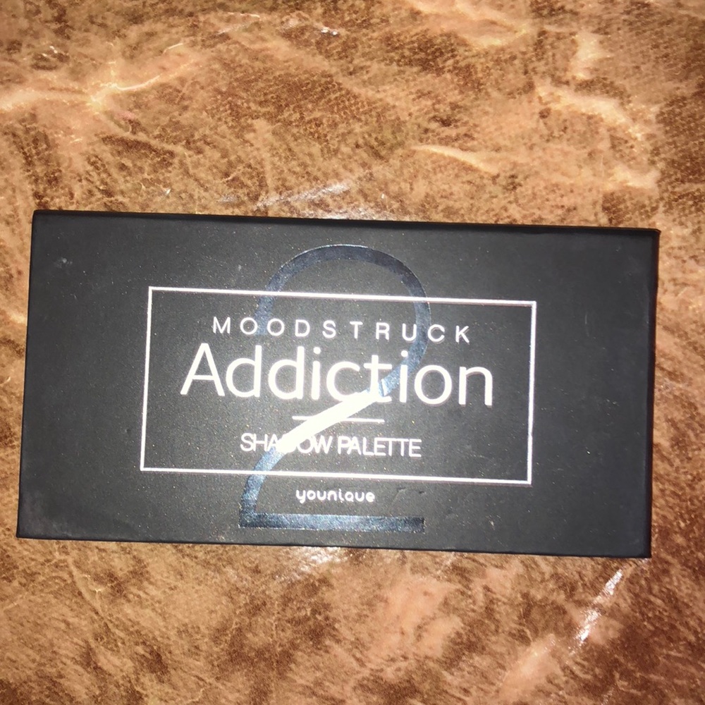 🌸Younique Palette 2🌸